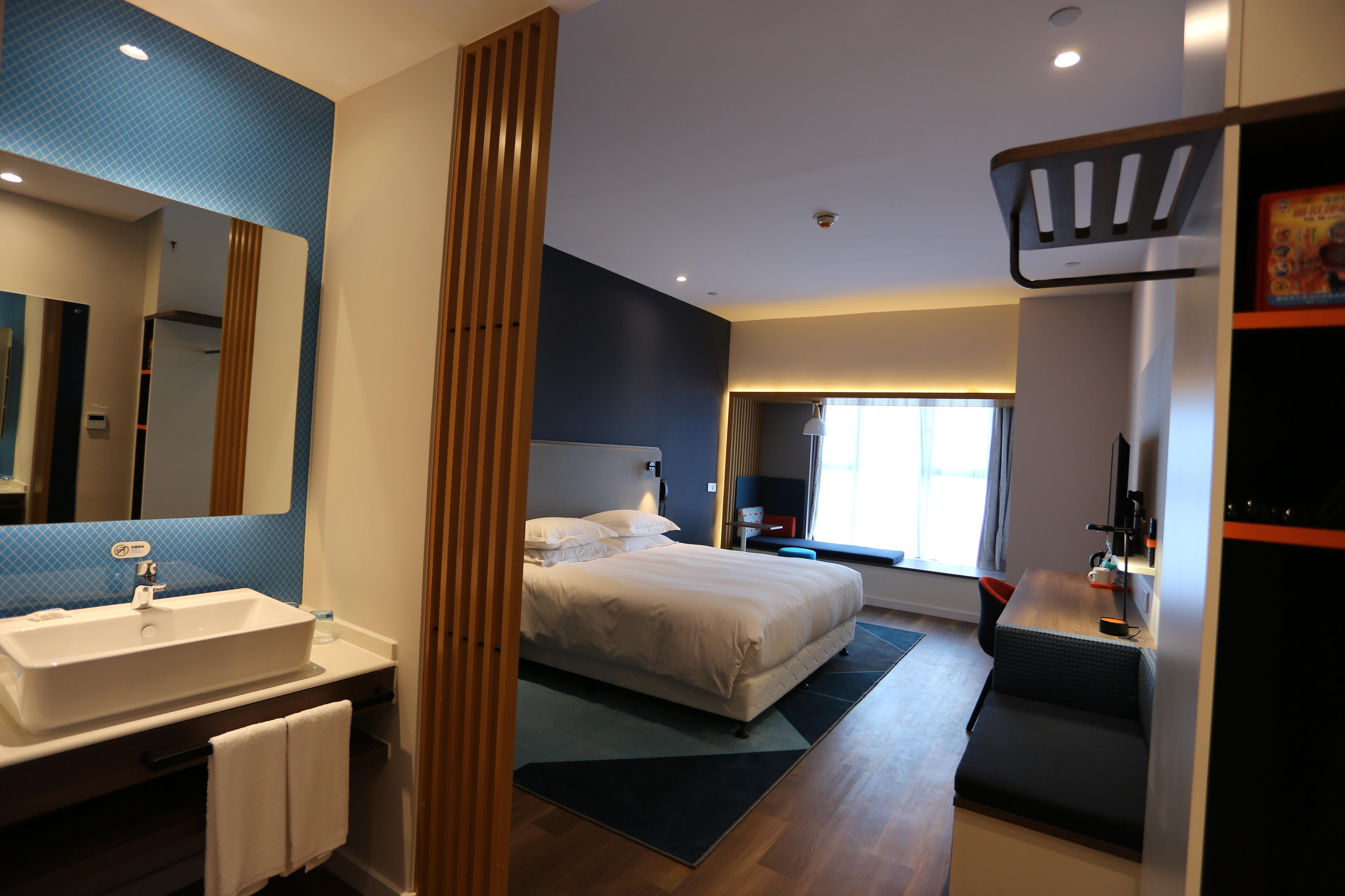 Holiday Inn Express - Wuhan Optical Valley By Ihg Екстер'єр фото
