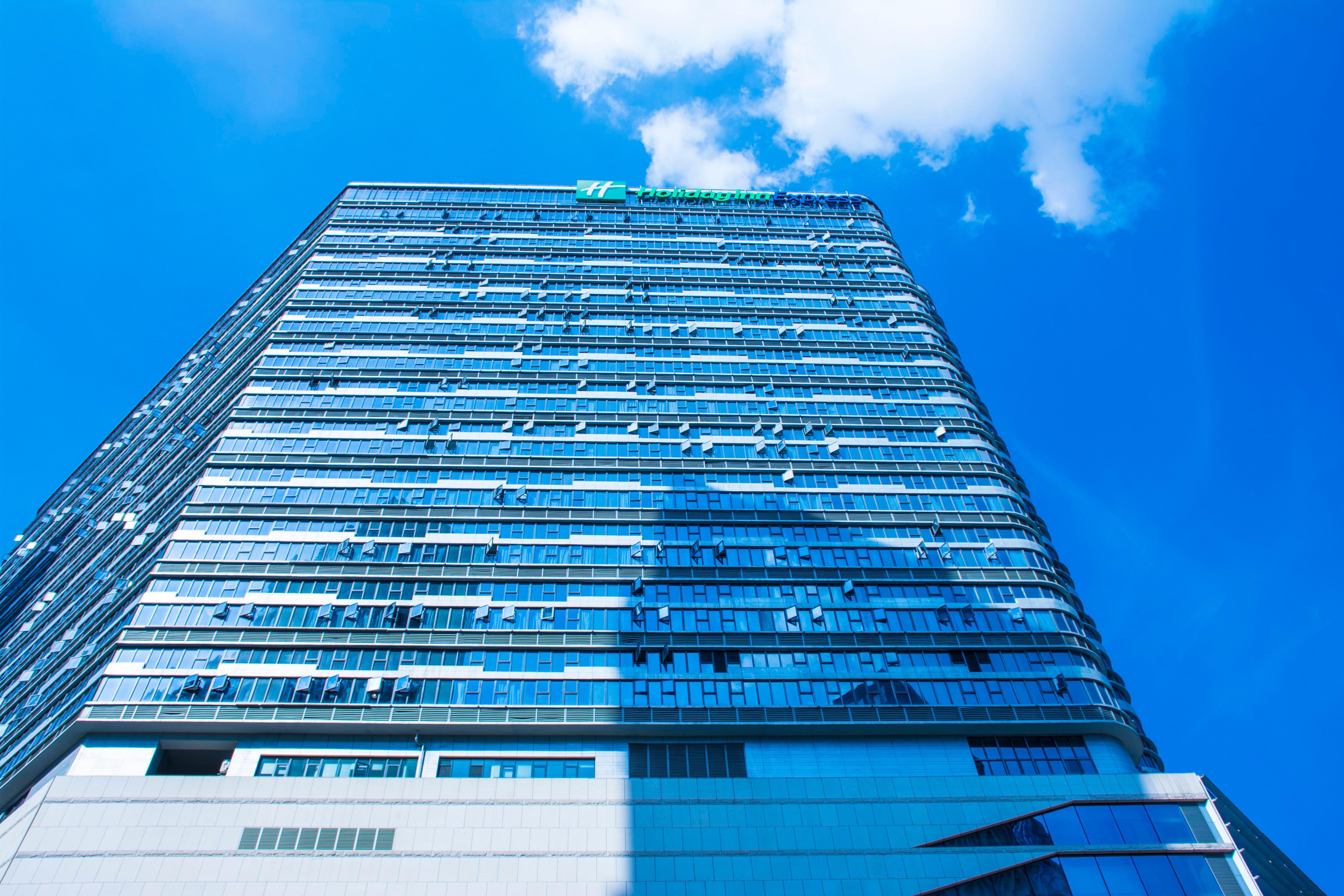 Holiday Inn Express - Wuhan Optical Valley By Ihg Екстер'єр фото