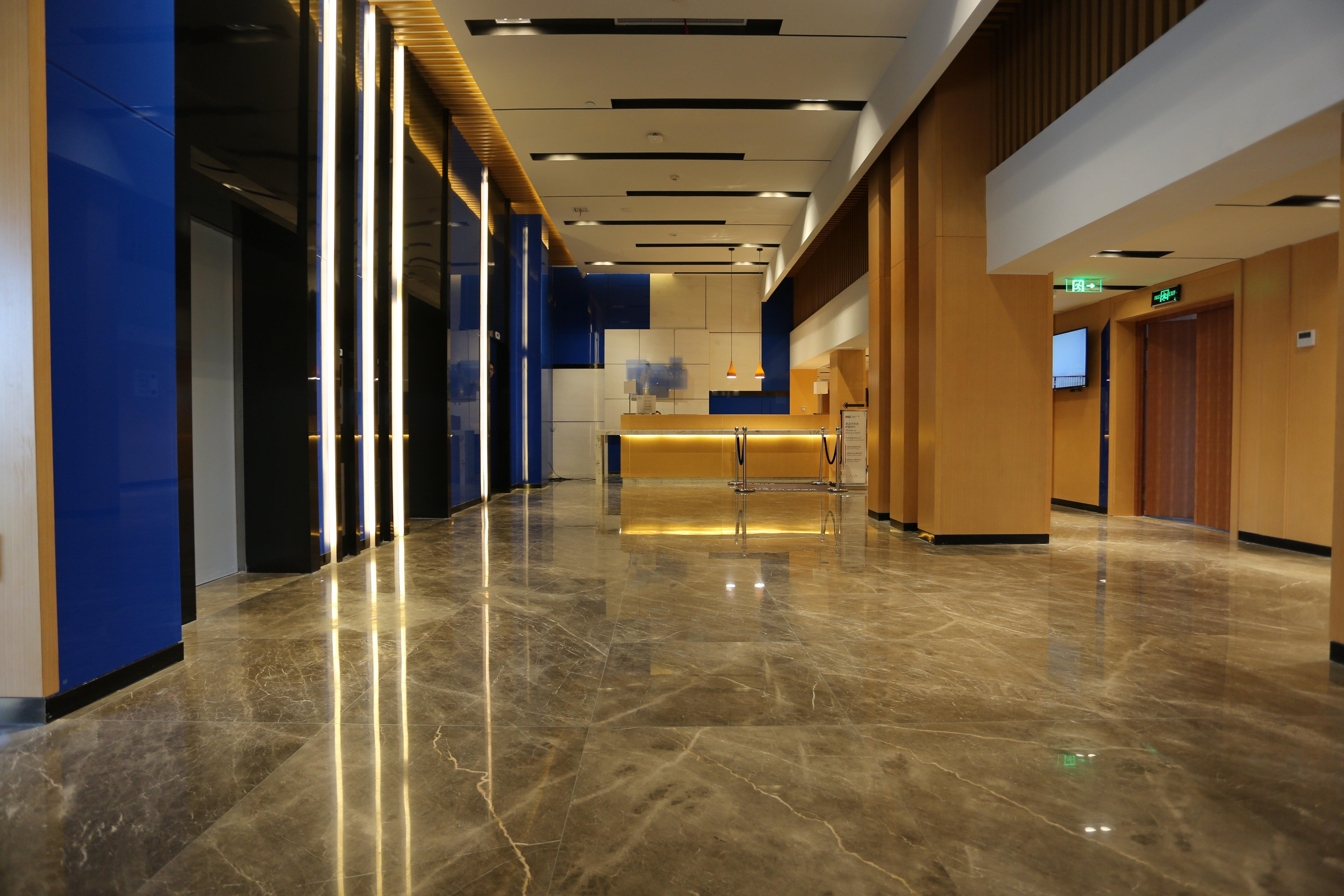 Holiday Inn Express - Wuhan Optical Valley By Ihg Екстер'єр фото